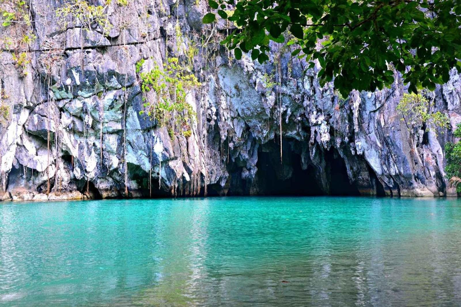 Mbg Travellers Inn Powered By Cocotel Puerto Princesa Luaran gambar